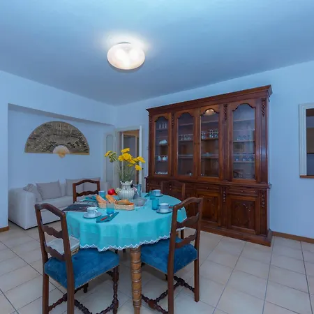 아파트 Casa Mira Al